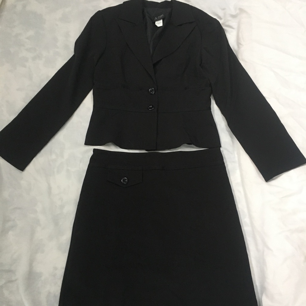 Beautiful black skirt and jacket set